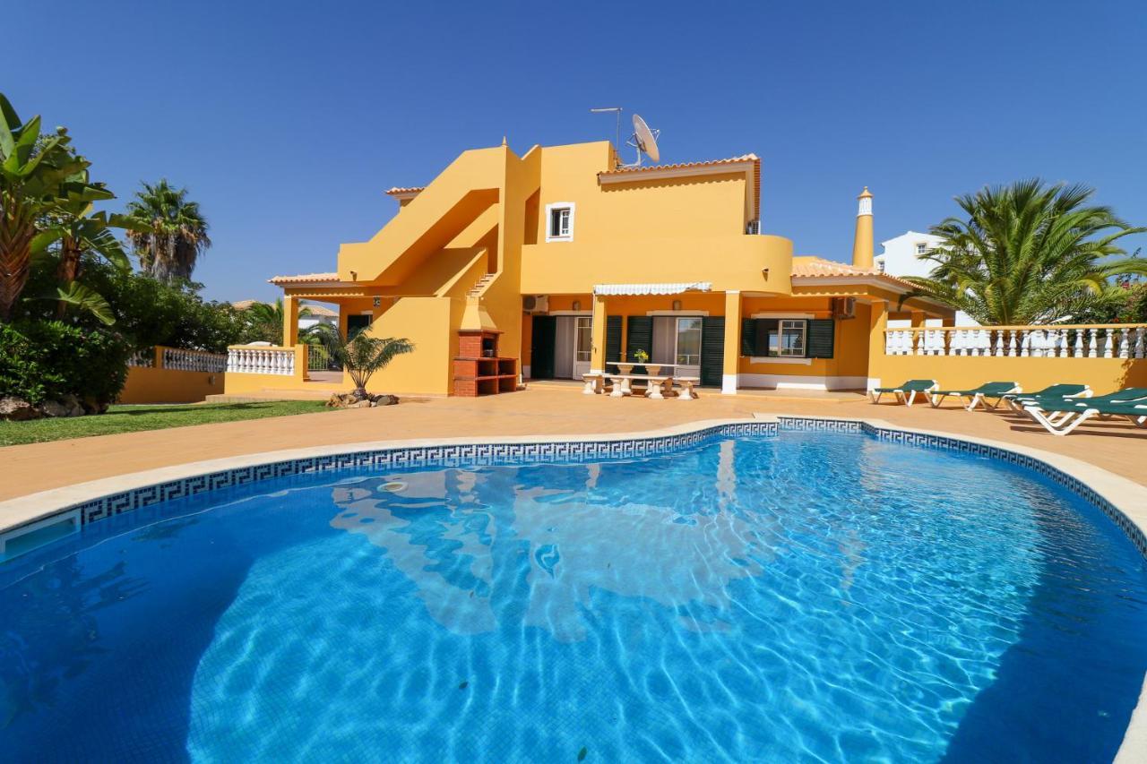Rafaela Com Piscina Villa Albufeira